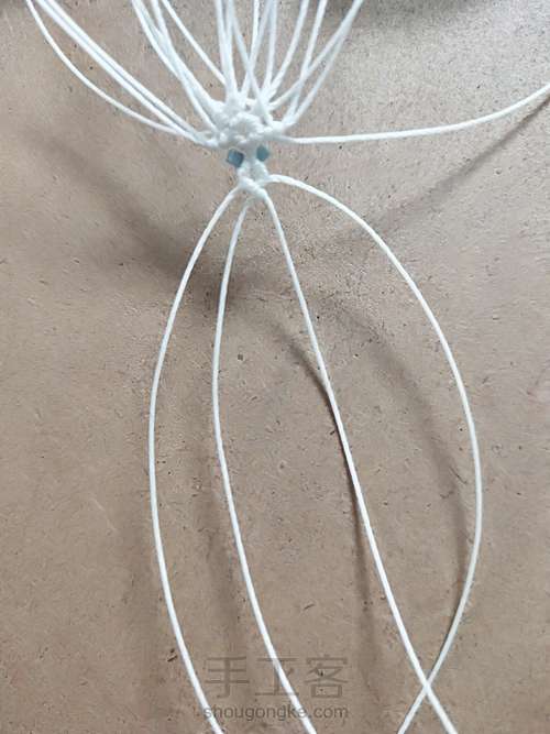 雪落无声·斜卷结手绳 第5步