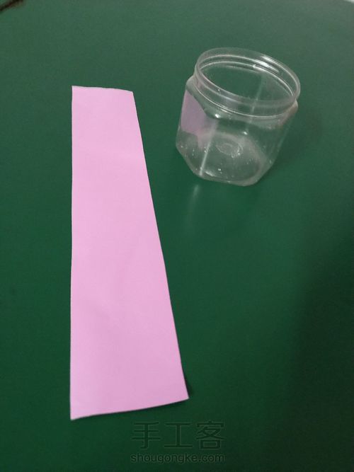 零食罐巧变收纳盒 第3步