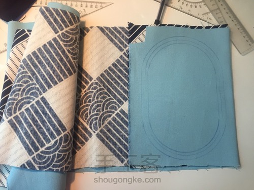 手残党的桶形化(fàn)妆(hé)包 第2步