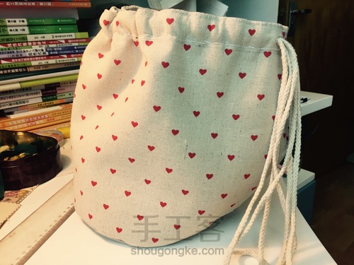 手残党的筒型抽(dà)绳(zû)包(ba) 第6步