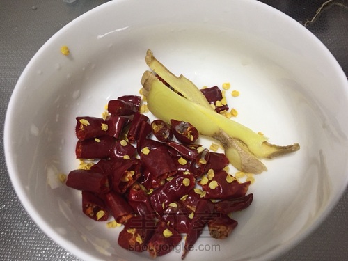 黑暗料理崇拜者的炒四季豆 第3步