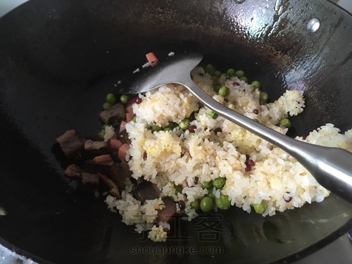 黑暗料理崇拜者的糯米焖烟肉 第8步