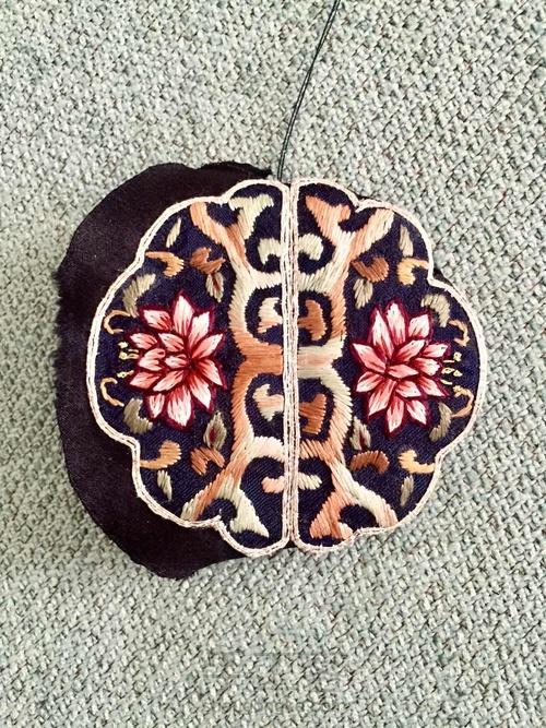 古风精致香囊包挂 第7步