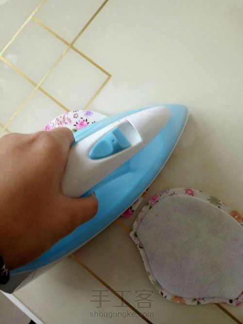 可爱零钱包教程 第2步