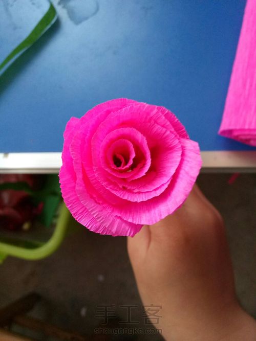 皱纹纸美丽的玫瑰 第12步