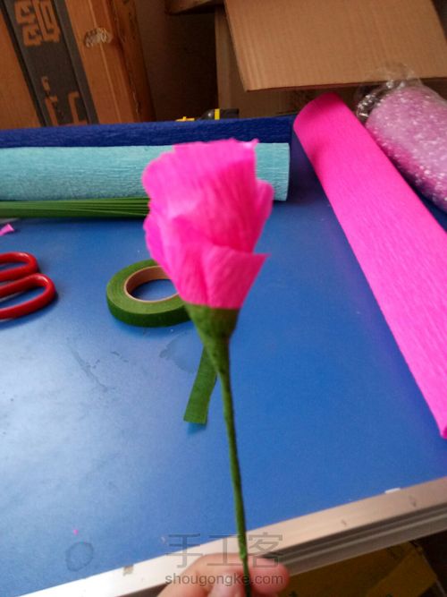 皱纹纸美丽的玫瑰 第13步