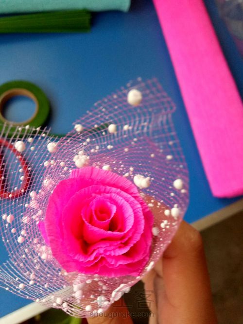 皱纹纸美丽的玫瑰 第16步