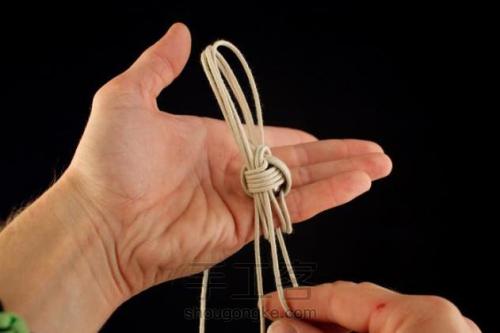 手工编织装饰节点 （一）“猴子拳头”的编织方法【转载】 第15步