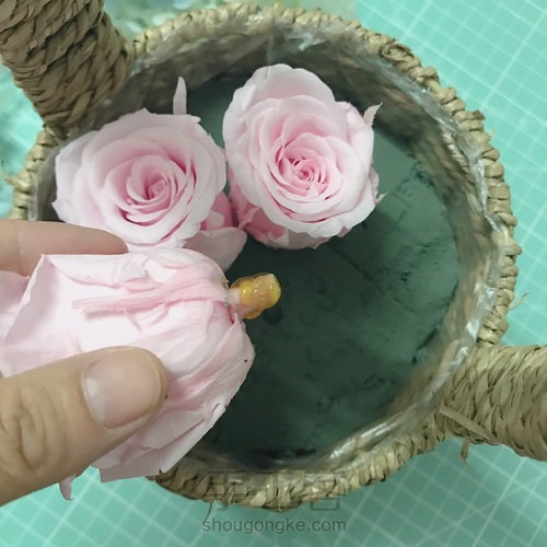 DIY永生花花篮 第5步