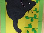 一只黑色萌猫