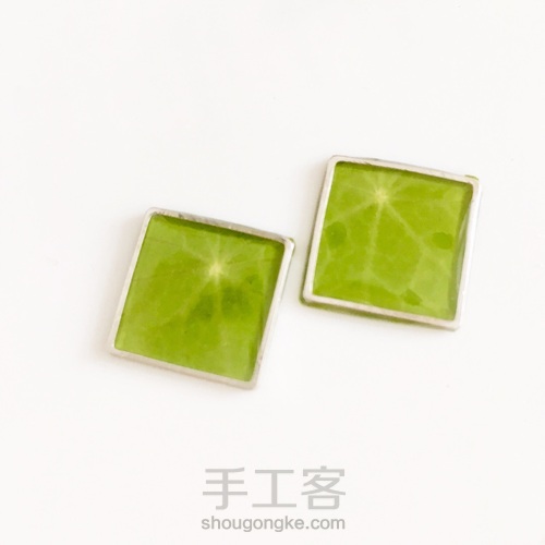 绿叶滴胶小框框 第13步