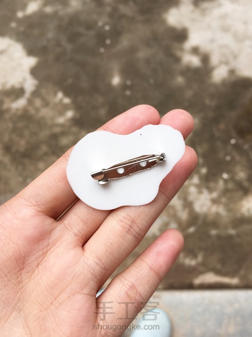 滴胶荷包蛋胸针 第22步