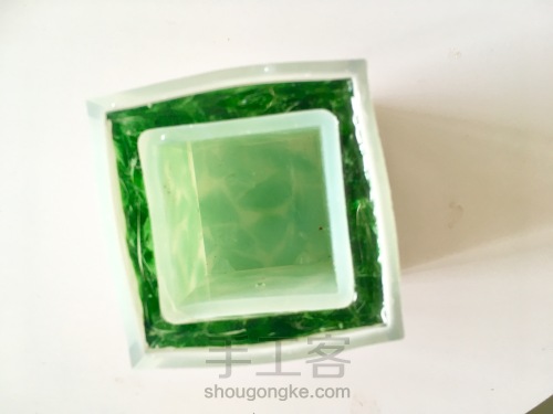 翠绿的玻璃盒 第9步