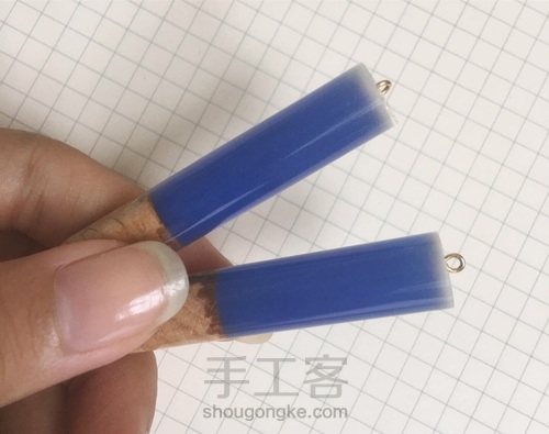 榉木滴胶耳夹 第3步