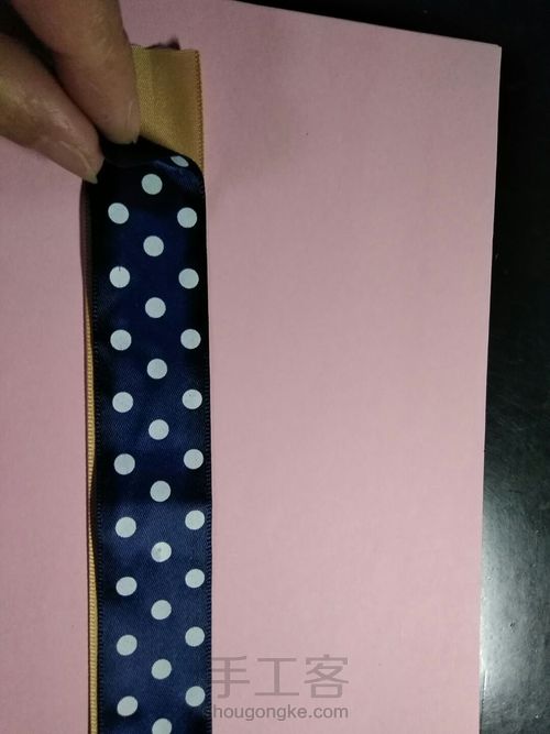 双色翻转蝴蝶节发饰 第3步