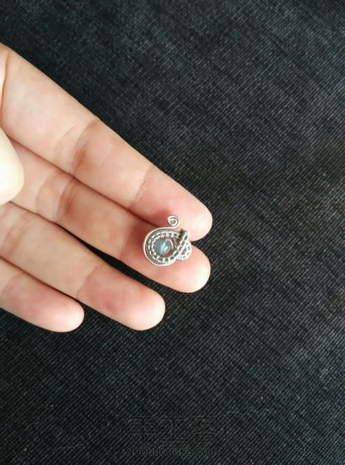 很简单，但绝对还挺好看的耳钉 第5步