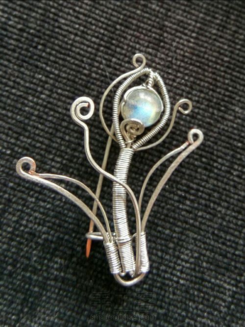 纤细的绕线兰花胸针 第12步