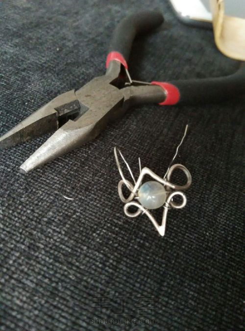 月光石绕线小吊坠 第4步