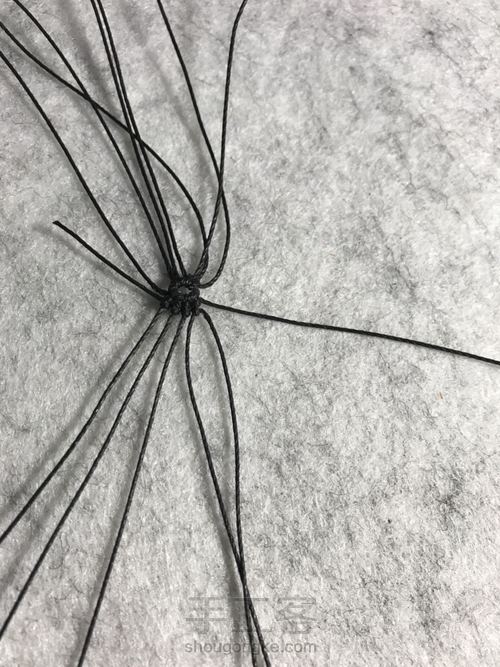 斜卷结多彩花制作 第11步