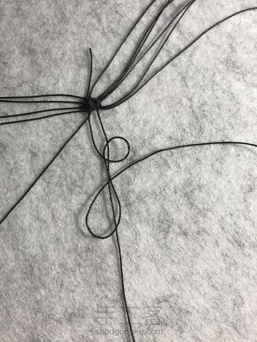 斜卷结多彩花制作 第12步