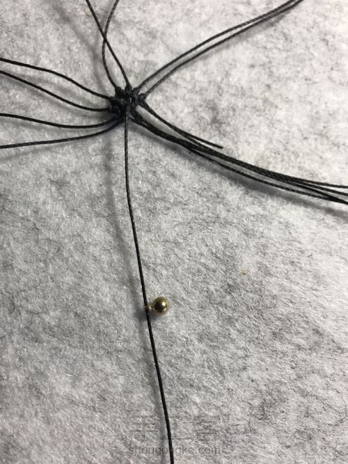 斜卷结多彩花制作 第14步