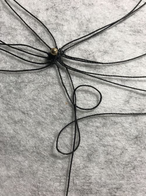 斜卷结多彩花制作 第15步