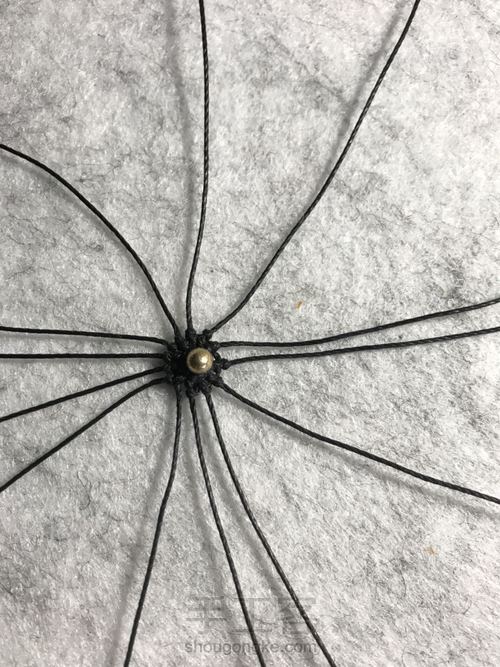 斜卷结多彩花制作 第17步