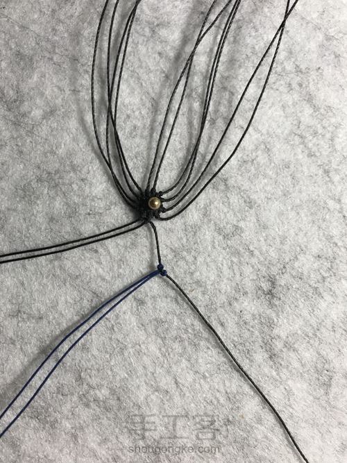 斜卷结多彩花制作 第18步