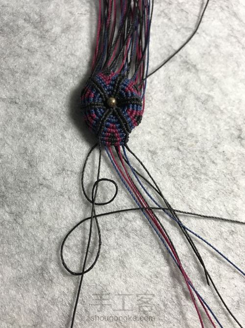 斜卷结多彩花制作 第45步