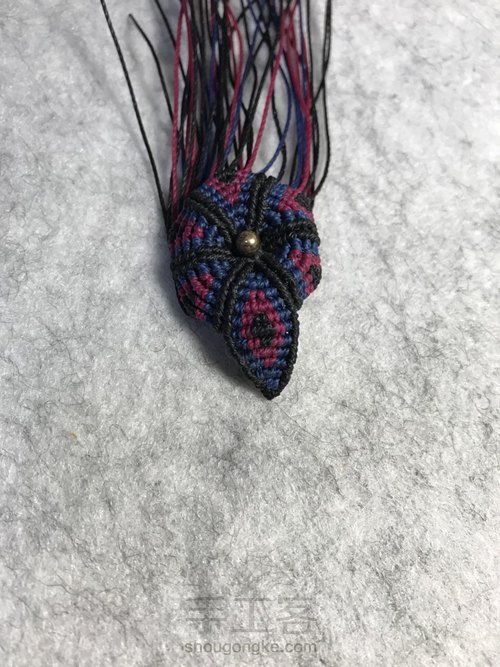 斜卷结多彩花制作 第55步