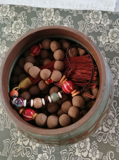 古方荀令十里香香珠 第11步