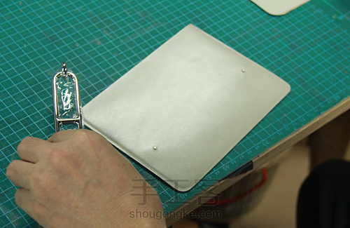 精致小巧的猪鼻子单肩包 第30步