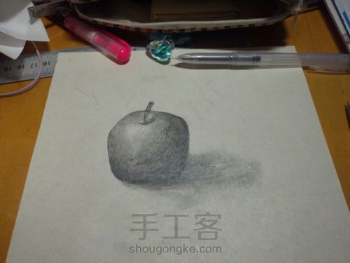 素描苹果 第10步