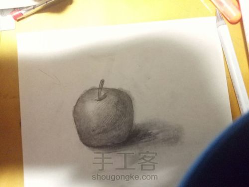 素描苹果 第9步