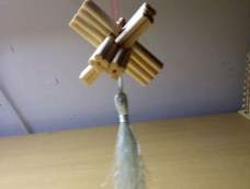 一次性筷子制作的6根孔明锁，可作为小挂件，装饰品。