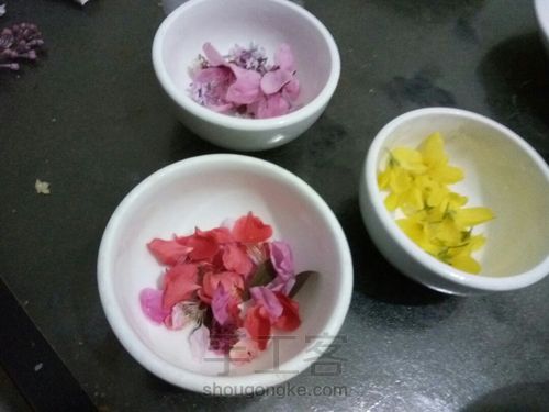 滴胶小玩具 第1步