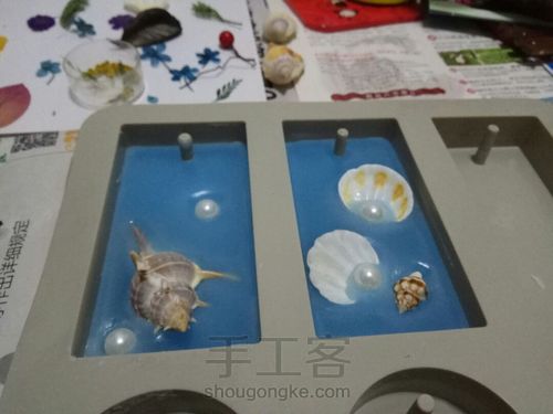 小艾❤手工 遇见你,真好 手工香薰蜡片 第3步