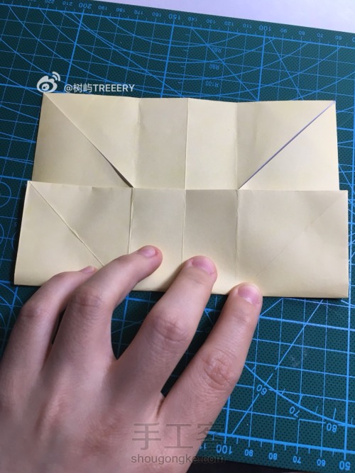 基本盒子能衍生出超多纸折收纳盒 第6步