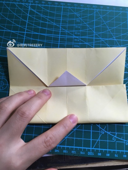 基本盒子能衍生出超多纸折收纳盒 第7步