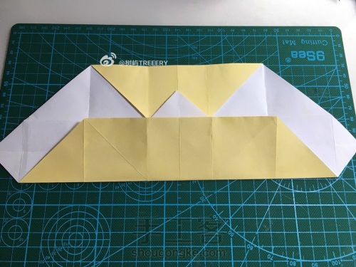 基本盒子能衍生出超多纸折收纳盒 第9步