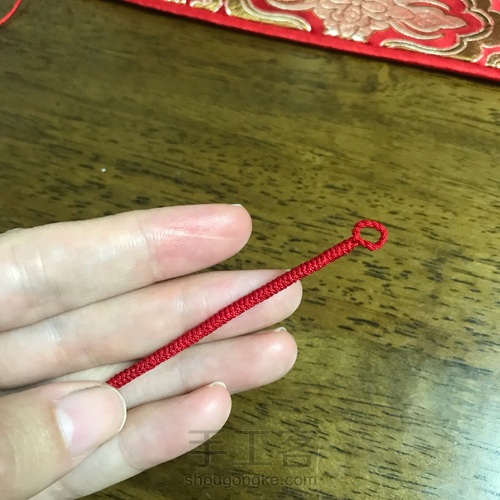 桂花结手绳 第2步