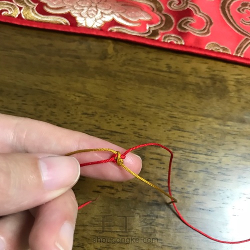 桂花结手绳 第8步