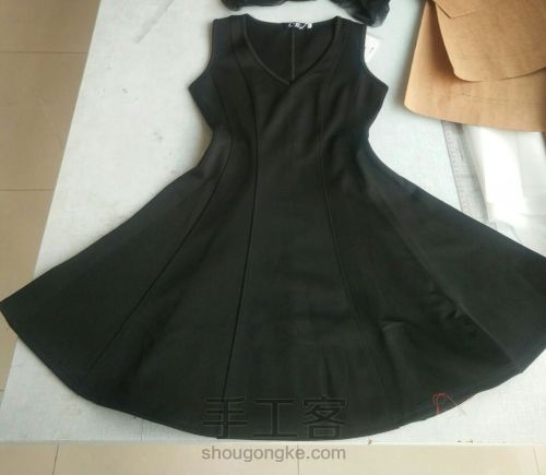 【原创】礼服裙小黑裙改造旧衣改造 第3步