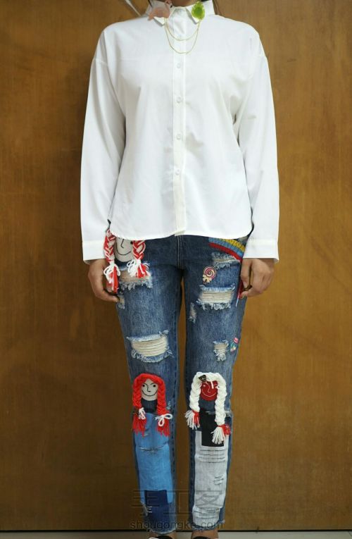 【原创】旧牛仔裤改造趣味图案时尚小人裤 第2步
