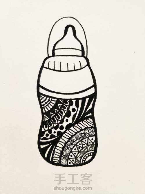 奶瓶，线描手绘 第4步