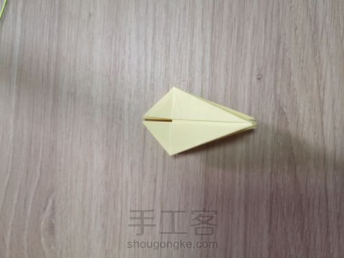 莹莹百合（重瓣百合）折纸教程 第4步