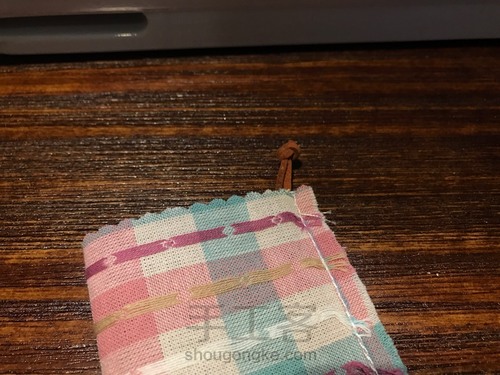 端午粽子香包 第4步