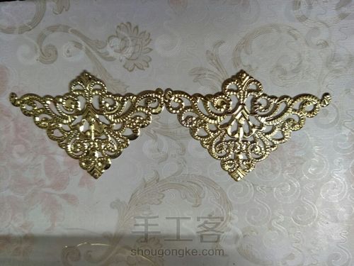 秀禾皇冠头饰 第1步