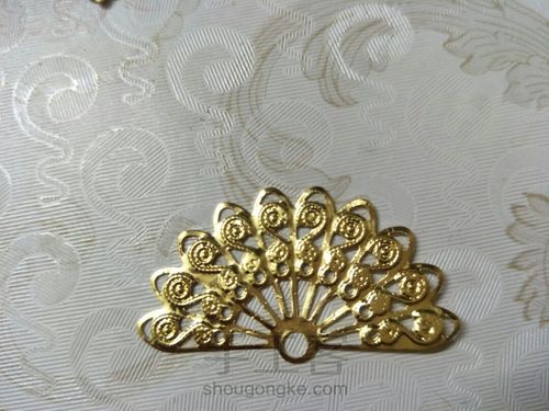 秀禾皇冠头饰 第2步