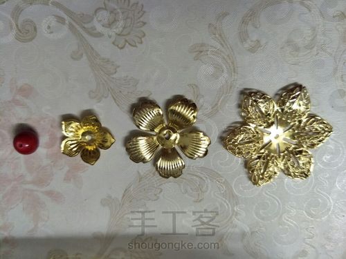 秀禾皇冠头饰 第4步